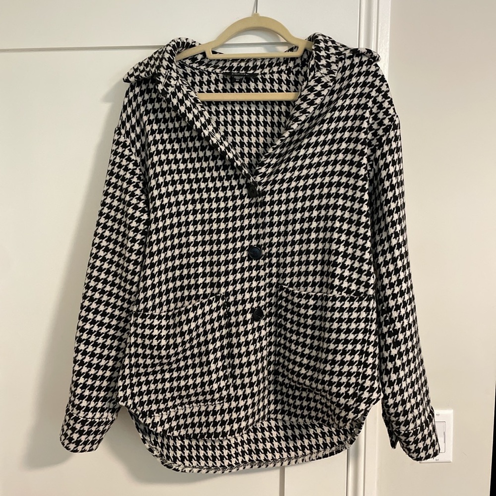 Houndstooth xs shacket Karen Kane
